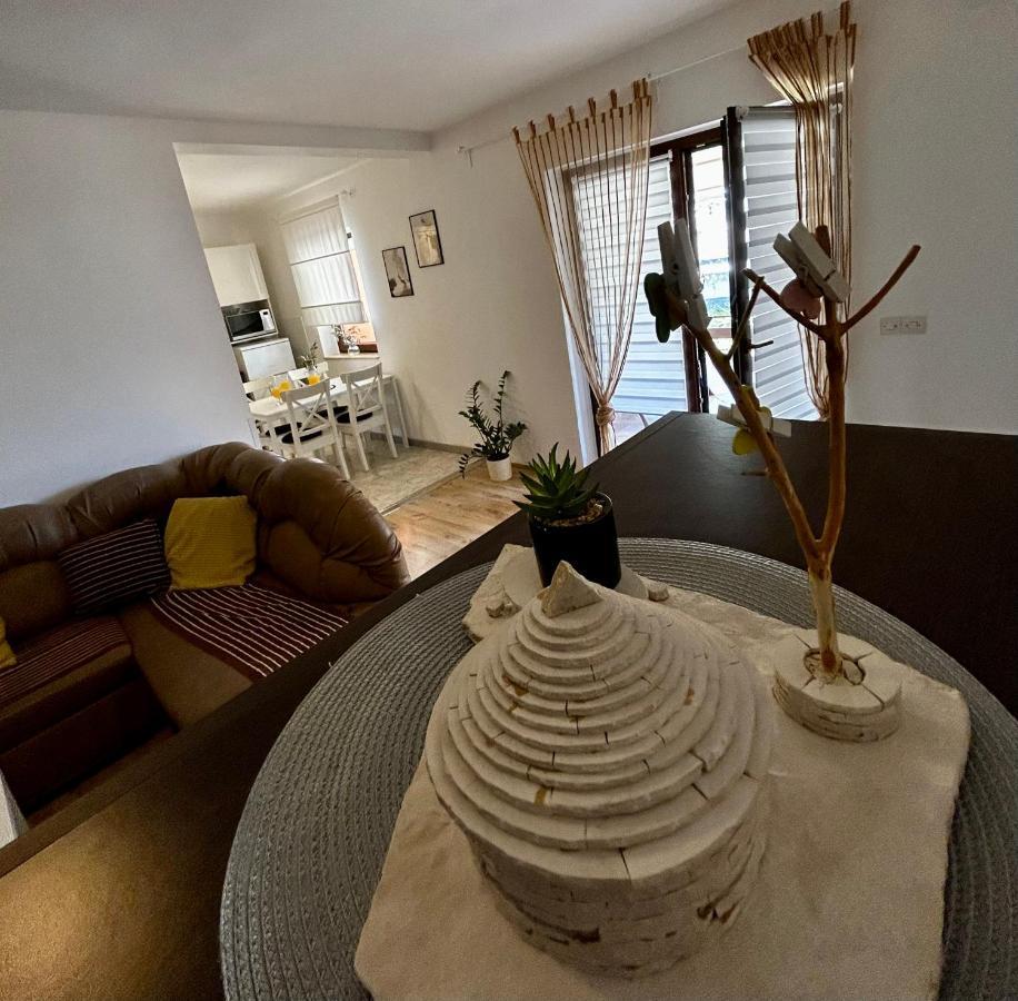 Elentoni Apartment Fazana Exterior photo